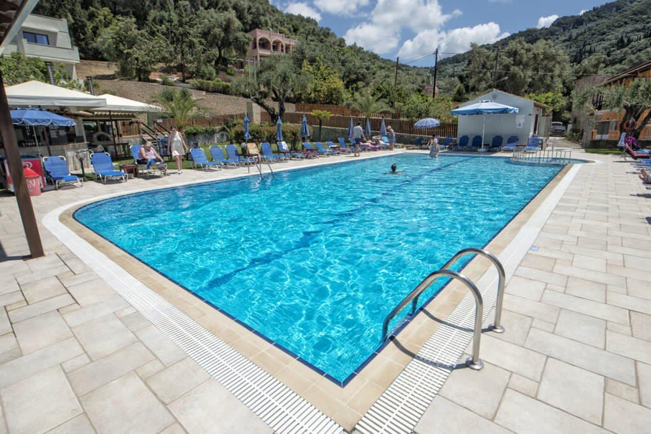 Irene Aparthotel