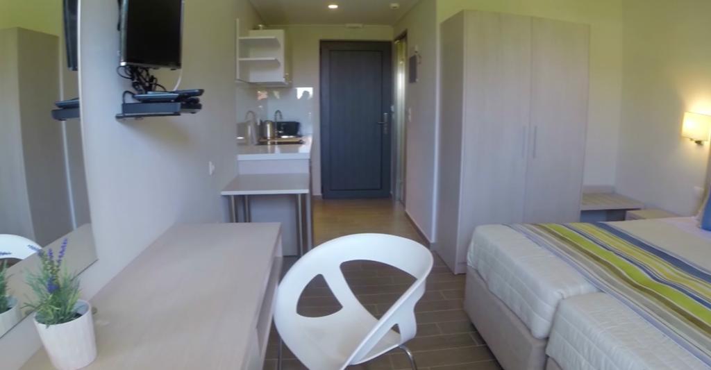 Irene Aparthotel